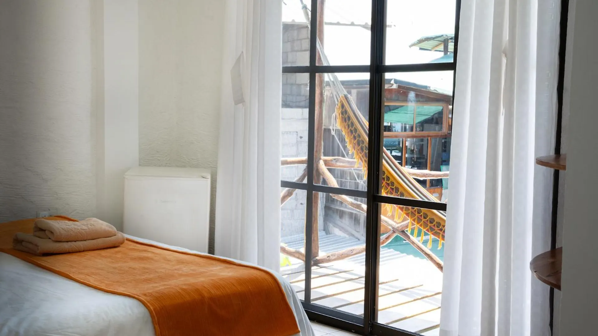 Hotel Miconia Puerto Baquerizo Moreno 4*,