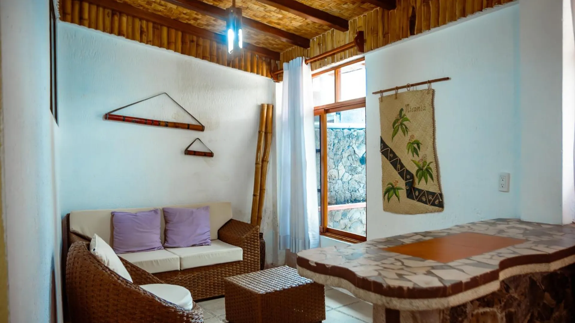 Hotel Miconia Puerto Baquerizo Moreno 4*,